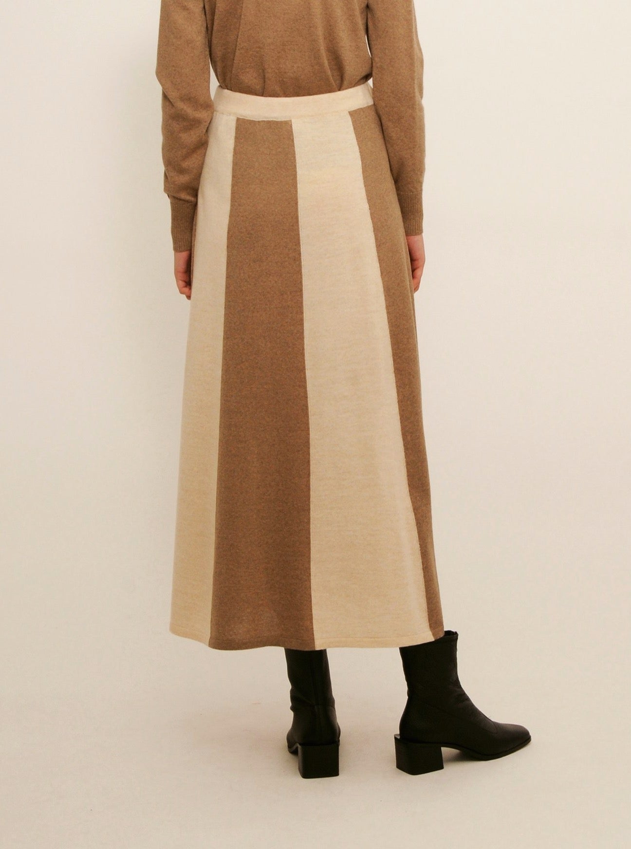 Diarte - Cake Merino knit maxi skirt taupe