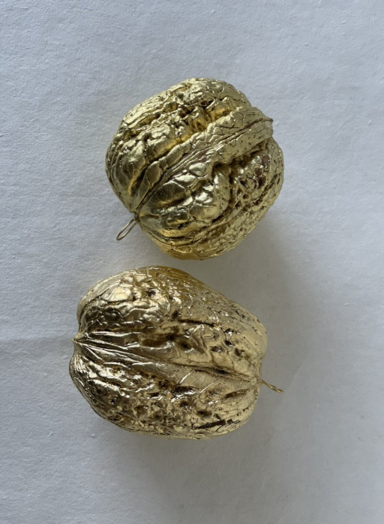 Coralie how - 22k gold leaf large walnut ornament