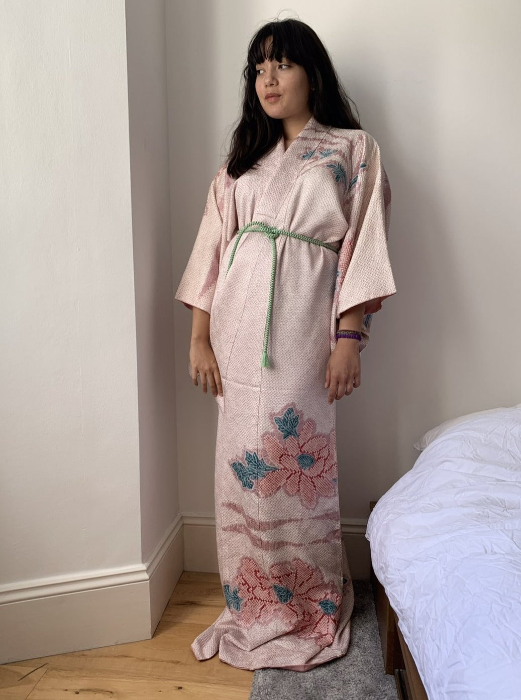 Aika - Shibori silk soft pink kimono