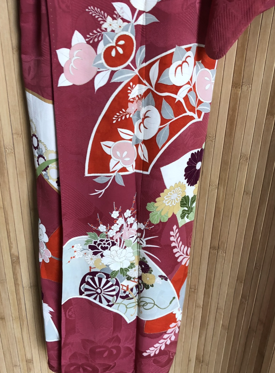 Fuji - Cerise pink floral silk kimono