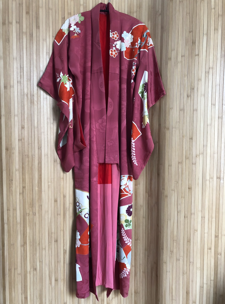 Fuji - Cerise pink floral silk kimono
