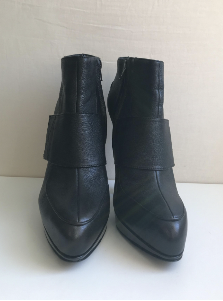 Vintage - Lanvin leather platform ankle boots