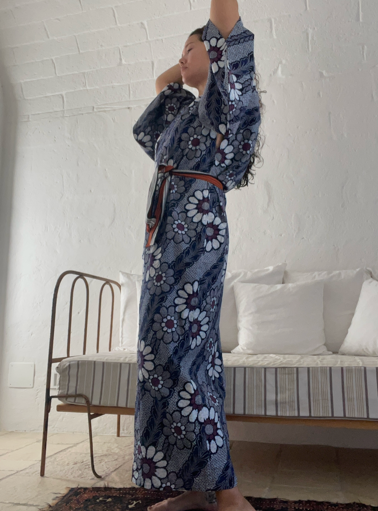 Hanae - Indigo shibori cotton yukata kimono