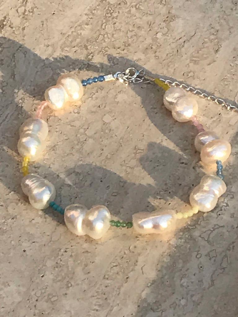 IRISS - The Omochi anklet in freshwater pearls